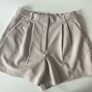 Curve Love A&F Sloane Tailored Short